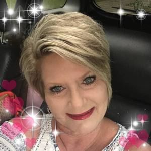 Meet your Posher, Terri